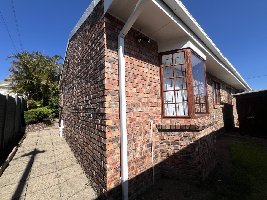 3 Bedroom Property for Sale in Berea Eastern Cape